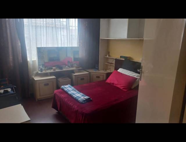 3 BEDROOM HOUSE FOR SALE IN ENNERDALE EXT 5